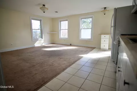 Living - 44 Greenfield Ln, Hampton, NY 12837 photo 1 of 3