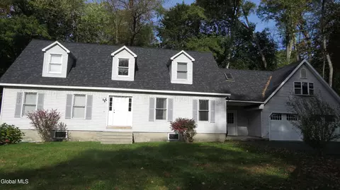 130 Main St, Tribes Hill, NY 12177