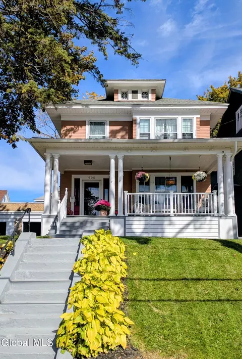 905 Myrtle Ave, Albany, NY 12208