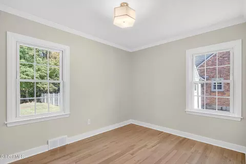 35 Witbeck Dr, Glenville, NY 12302 photo 15