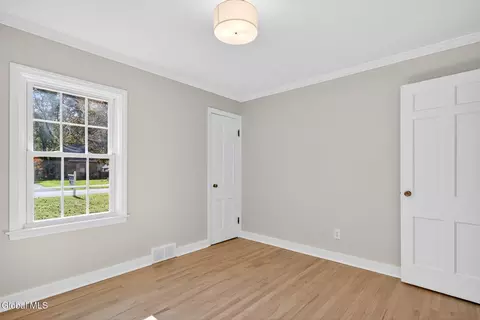 35 Witbeck Dr, Glenville, NY 12302 photo 14