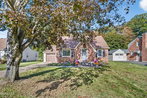 35 Witbeck Dr, Glenville, NY 12302 photo 39