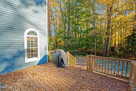 Exterior - 13 Cobble Hill Dr, Gansevoort, NY 12831 photo 10 of 15