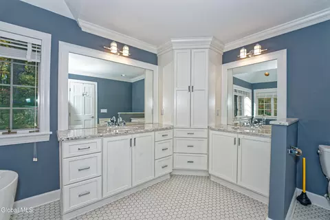 Bath - 13 Cobble Hill Dr, Gansevoort, NY 12831 photo 1 of 5