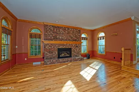 Living - 13 Cobble Hill Dr, Gansevoort, NY 12831 photo 7 of 8