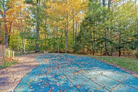 Exterior - 13 Cobble Hill Dr, Gansevoort, NY 12831 photo 8 of 15