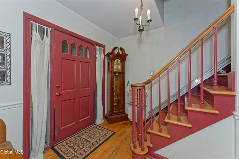 2525 Antonia Dr, Schenectady, NY 12309 photo 5