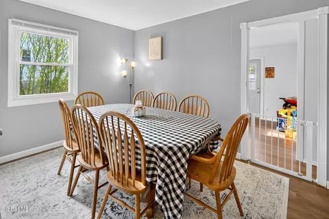 Dining - 163 Chiswell Rd, Schenectady, NY 12304 photo 3 of 3