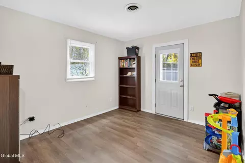 Other - 163 Chiswell Rd, Schenectady, NY 12304 photo 3 of 6