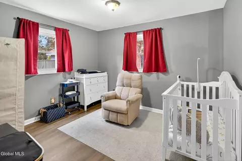 Bedroom - 163 Chiswell Rd, Schenectady, NY 12304 photo 1 of 3