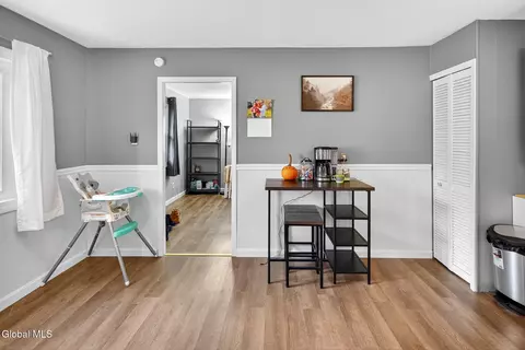 Dining - 163 Chiswell Rd, Schenectady, NY 12304 photo 1 of 3
