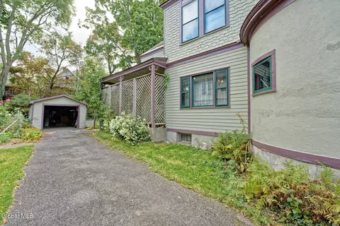 1078 Gillespie St, Schenectady, NY 12308 photo 51
