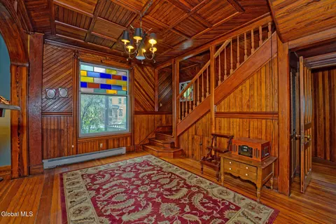1078 Gillespie St, Schenectady, NY 12308 photo 9