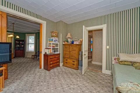 1078 Gillespie St, Schenectady, NY 12308 photo 30