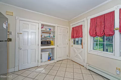1078 Gillespie St, Schenectady, NY 12308 photo 18