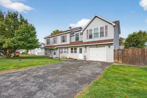 1045 Horvath St, Schenectady, NY 12303