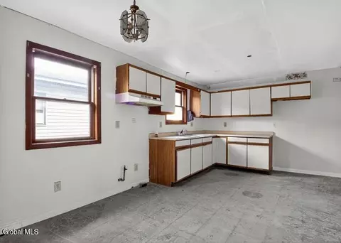 Kitchen - 1087 Davis Ter, Schenectady, NY 12303 photo 1 of 1