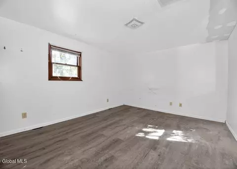 Bedroom - 1087 Davis Ter, Schenectady, NY 12303 photo 1 of 3