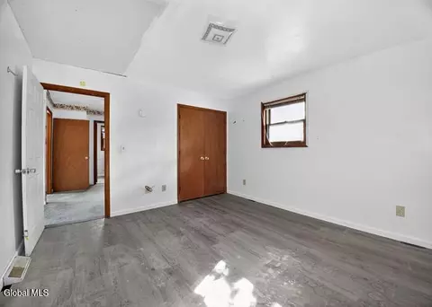 Bedroom - 1087 Davis Ter, Schenectady, NY 12303 photo 2 of 3