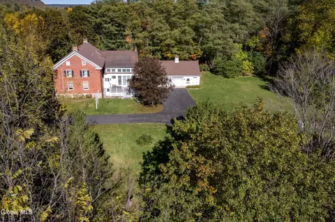 136 Main St, Schoharie, NY 12157