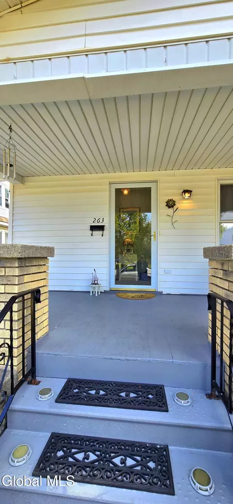 263 Thirteenth St, Schenectady, NY 12306 photo 3