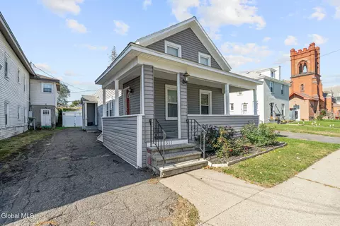 511 5th Ave, Watervliet, NY 12189