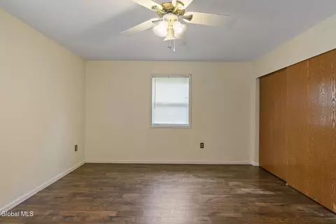 Bedroom - 15 Pinehollow Dr, Ballston Spa, NY 12020 photo 8 of 10