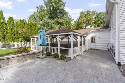 Exterior - 15 Pinehollow Dr, Ballston Spa, NY 12020 photo 9 of 14