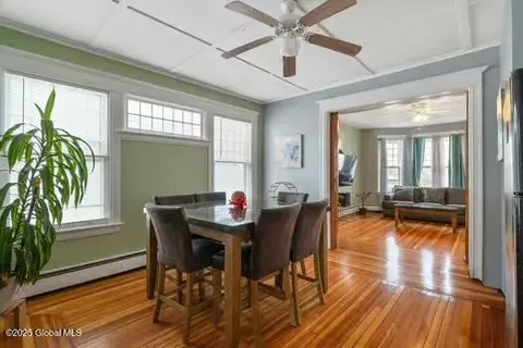 Dining - 1039 Parkwood Blvd, Schenectady, NY 12308 photo 2 of 2