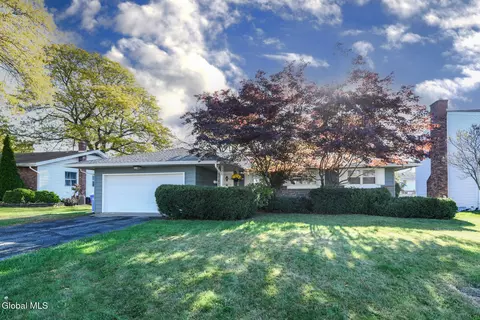 109 Fairlawn Ave, Albany, NY 12203
