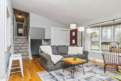 65 Berwick Rd, Delmar, NY 12054 photo 7