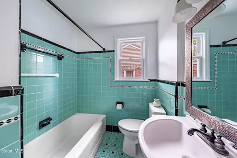 1231 Sumner Ave, Schenectady, NY 12309 photo 11