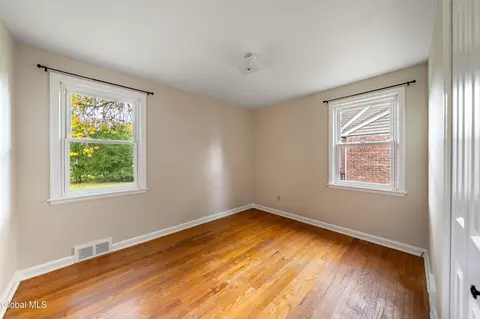 1231 Sumner Ave, Schenectady, NY 12309 photo 9