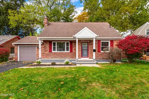 1231 Sumner Ave, Schenectady, NY 12309