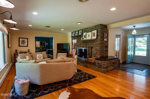 Living - 41 Thorndale Rd, Slingerlands, NY 12159 photo 6 of 6