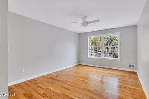 Bedroom - 116 Elm Ave, Delmar, NY 12054 photo 3 of 5