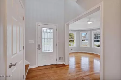 Entry Way - 116 Elm Ave, Delmar, NY 12054 photo 4 of 9