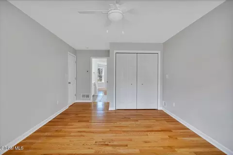 Bedroom - 116 Elm Ave, Delmar, NY 12054 photo 4 of 5
