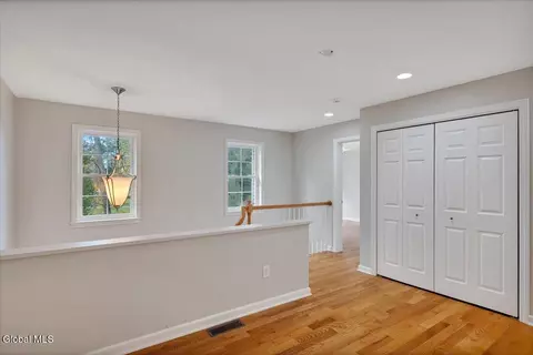 Entry Way - 116 Elm Ave, Delmar, NY 12054 photo 7 of 9