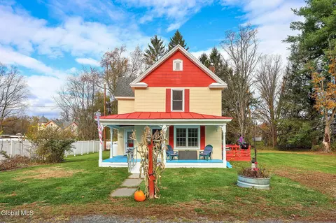 3 Mercer Way, Greenwich, NY 12834