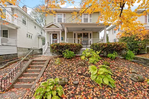 12 Fairlawn Ave, Albany, NY 12203