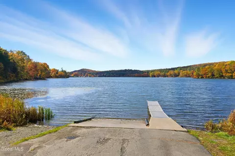 1557 Hemlocks Ln, Argyle, NY 12809 photo 4