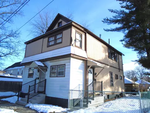 1114 9th Ave, Schenectady, NY 12303 photo 3