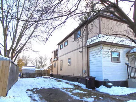 1114 9th Ave, Schenectady, NY 12303 photo 2