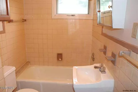 1114 9th Ave, Schenectady, NY 12303 photo 5