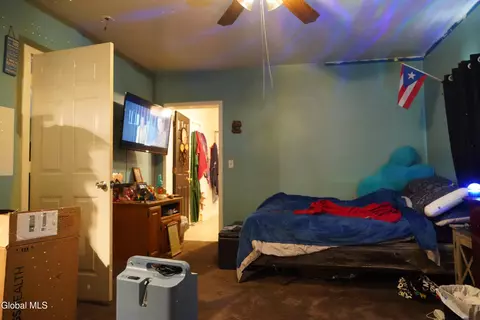 Bedroom - 552 Mountain Ave, Purling, NY 12470 photo 1 of 5