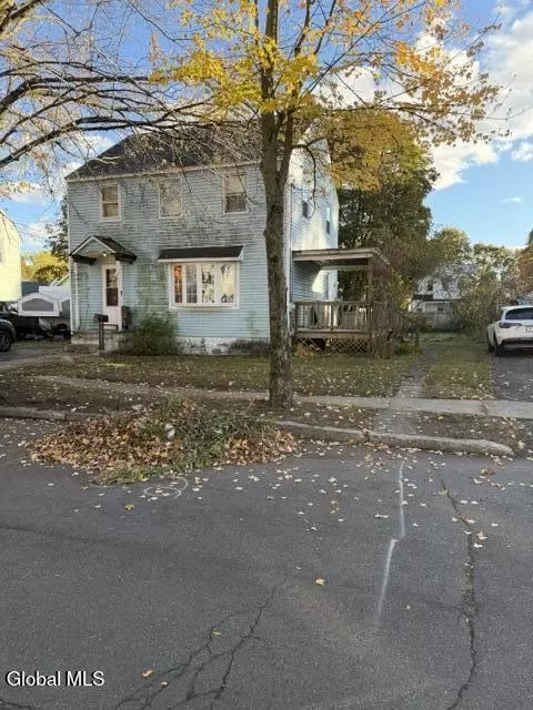 6 New St, South Glens Falls, NY 12803