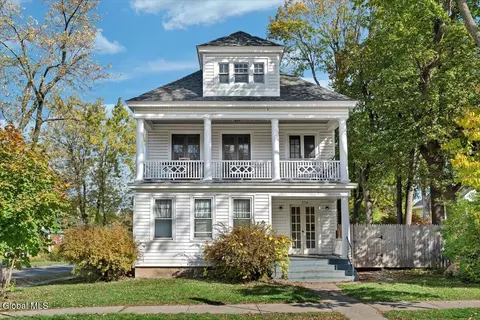 576 Providence St, Albany, NY 12208