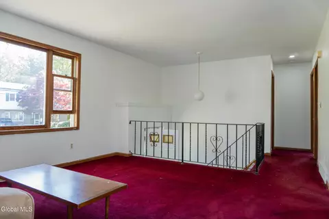 141 Clement Ave, Schenectady, NY 12304 photo 14