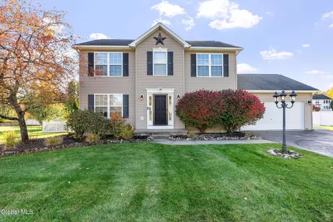 16 Peach Tree Ln, Gansevoort, NY 12831